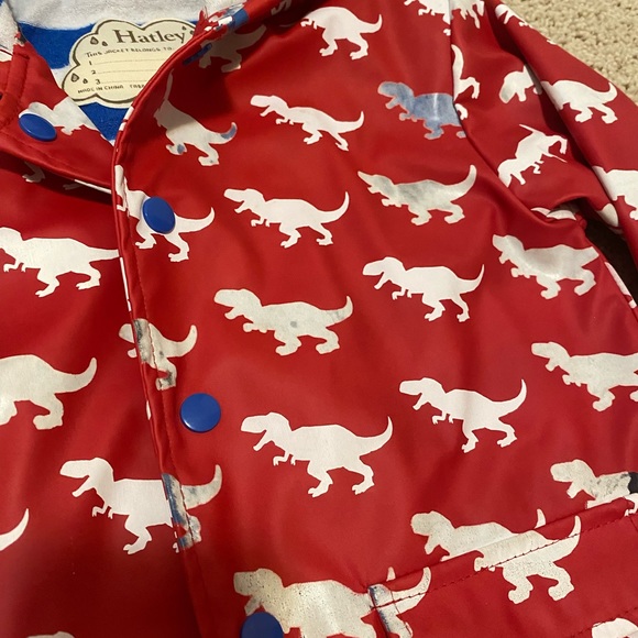 🦖Hatley Dino Rain Jacket 🦖 - Picture 3 of 3